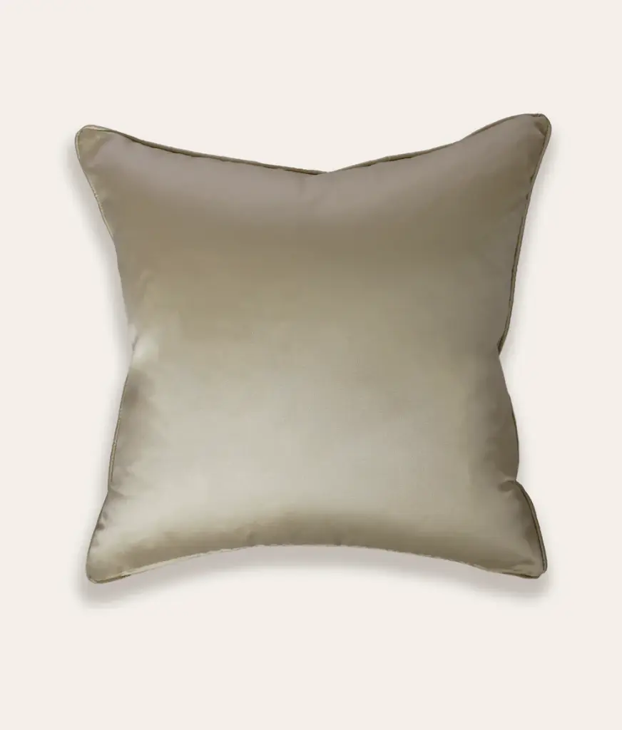 ARDEN-BACK.webp