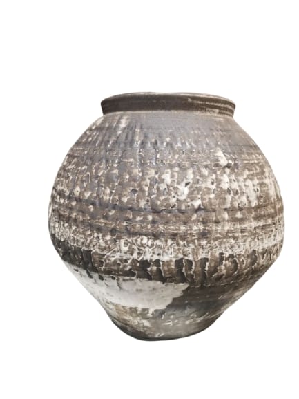 Soft Noir Pottery S 